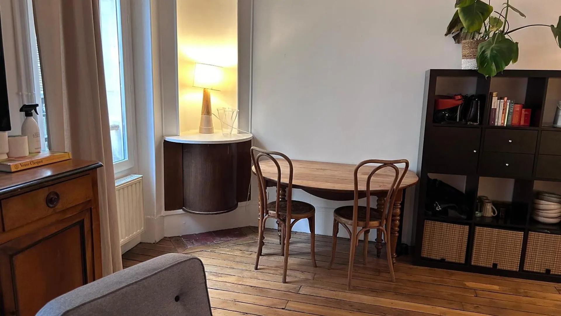 Cosy Montmartre Flat Apartment Paris